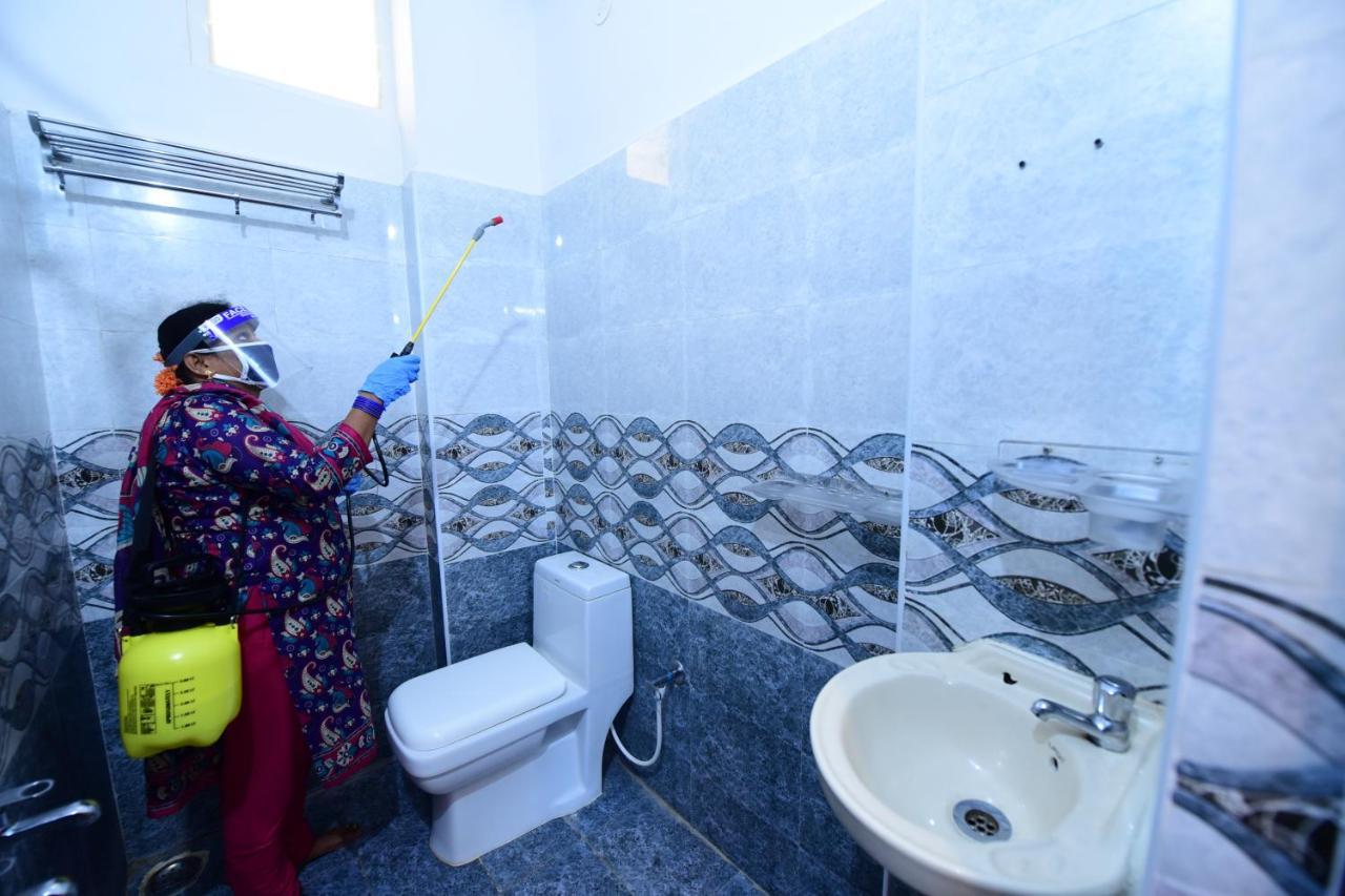Sree Service Apartments Tirupati Zewnętrze zdjęcie