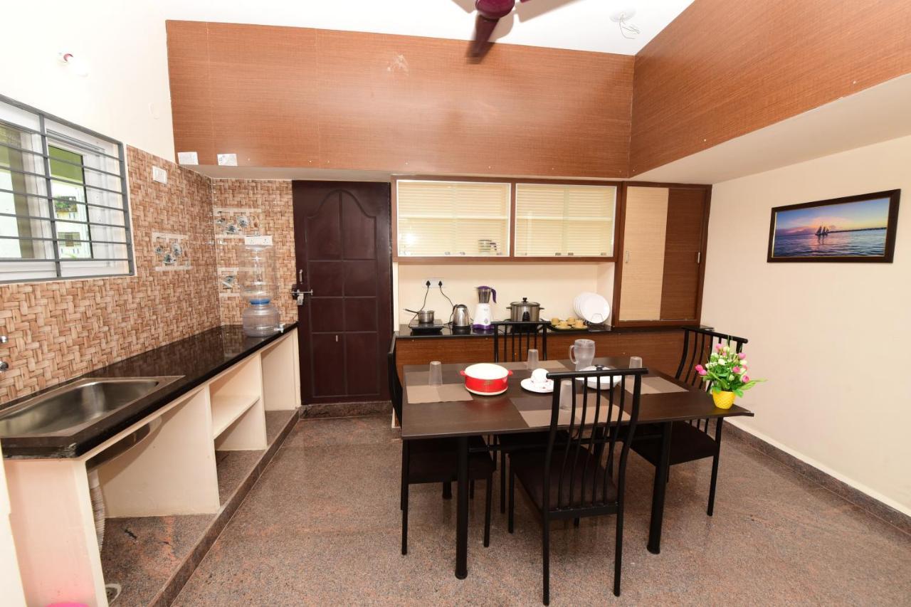 Sree Service Apartments Tirupati Zewnętrze zdjęcie